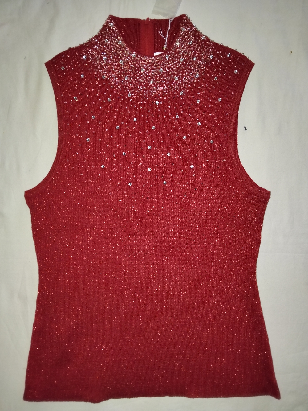 Sleeveless Beaded High-Neck Tank Top in Red
